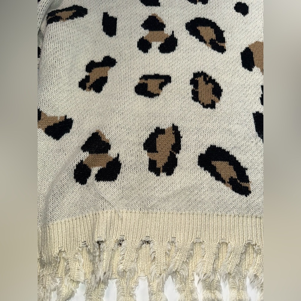 Anthropologie Entro Leopard Sweater V Neck Size Large Heavy Knit Distressed Hem - Picture 7 of 11